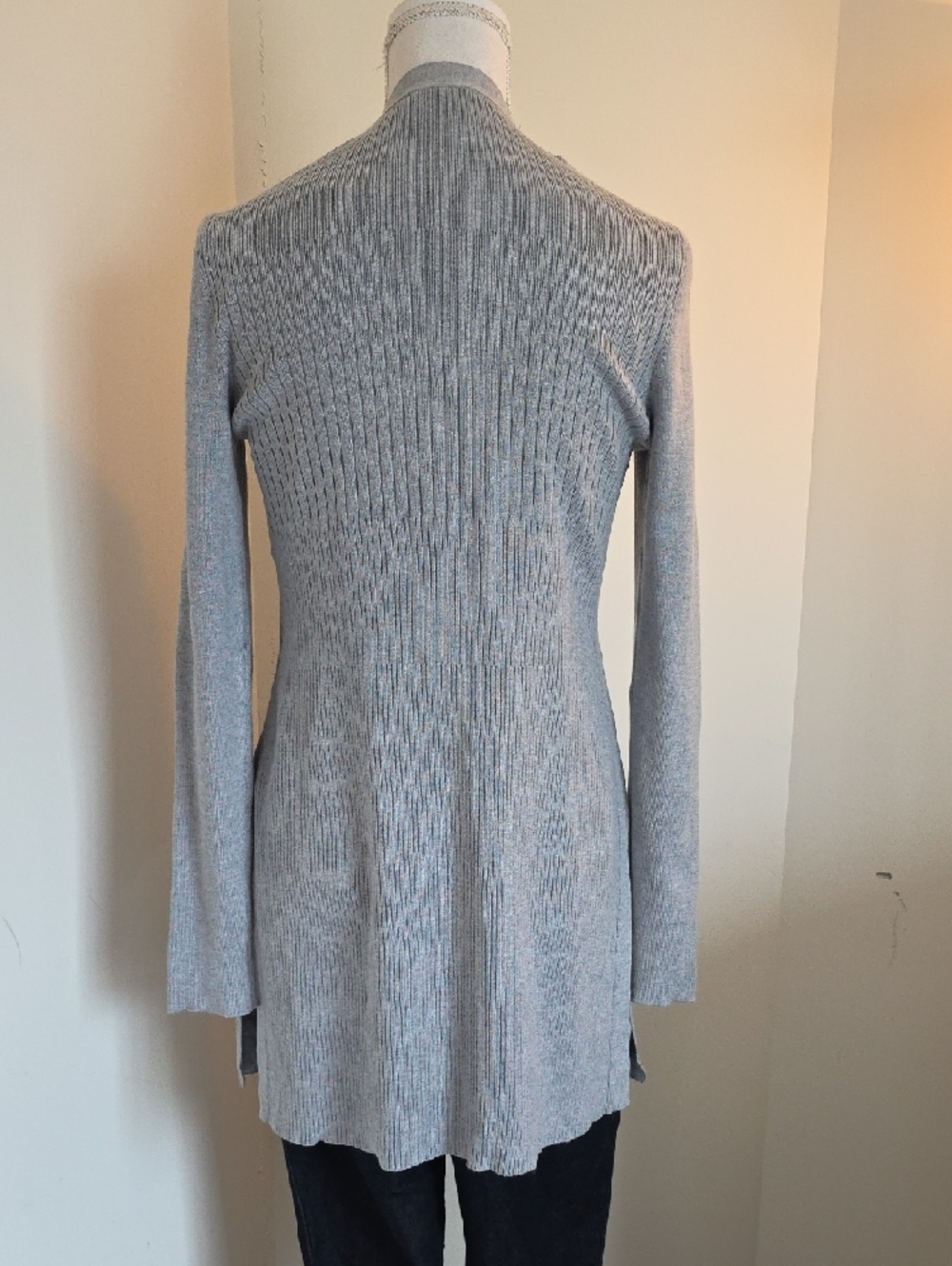 White House Black Market Light Gray Ribbed Open-Front Cardigan - Picture 5 of 7